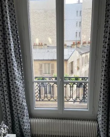 2p Montmartre * Parigi